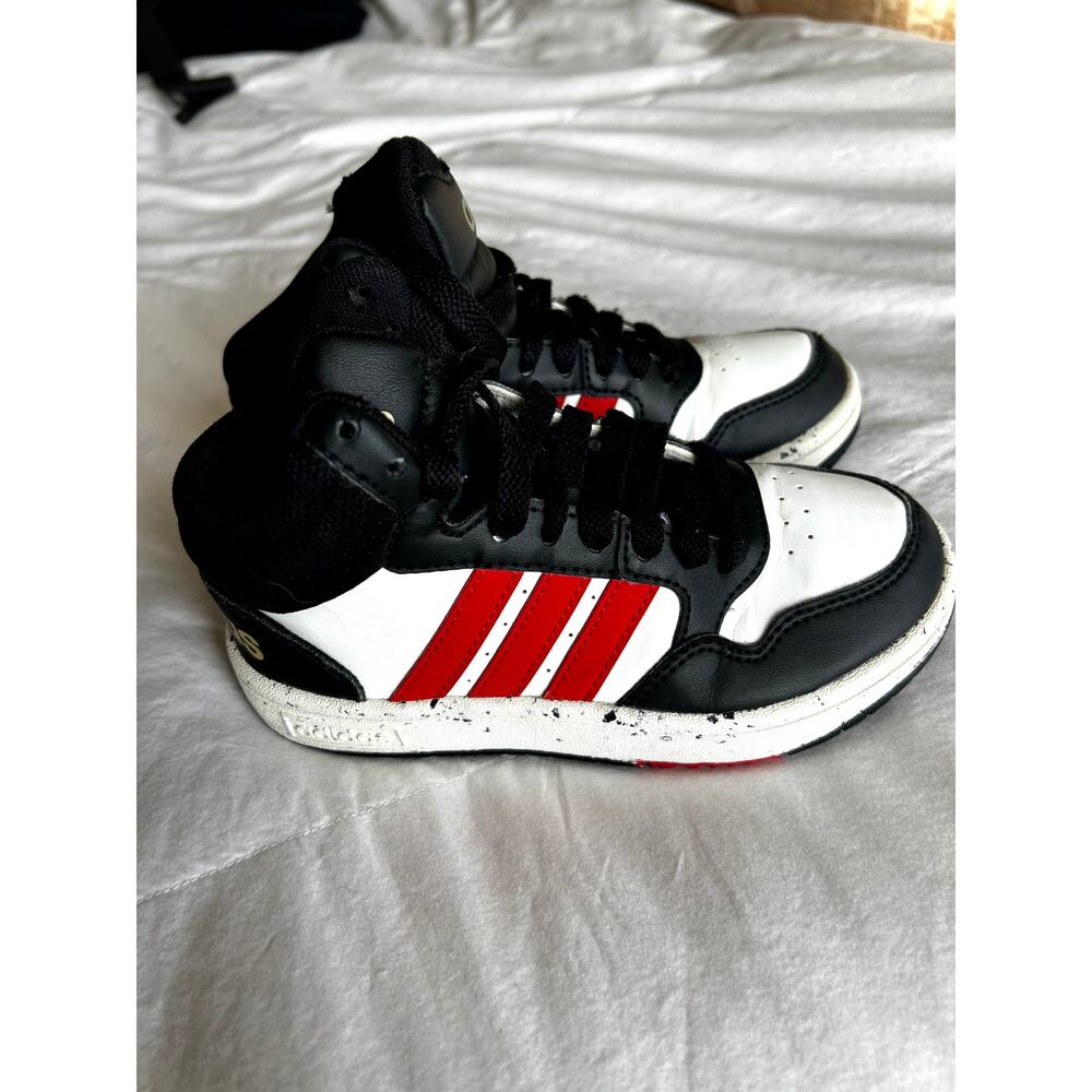 Kids Adidas 3.0 basketball sneakers 11K